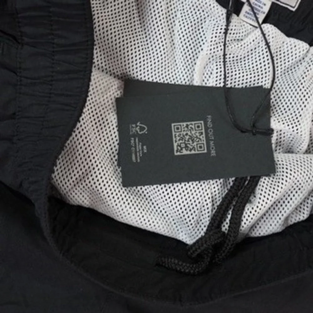 Ted Baker London Swim Shorts Mens Medium 3 Black Spellout Branded‎ NWT